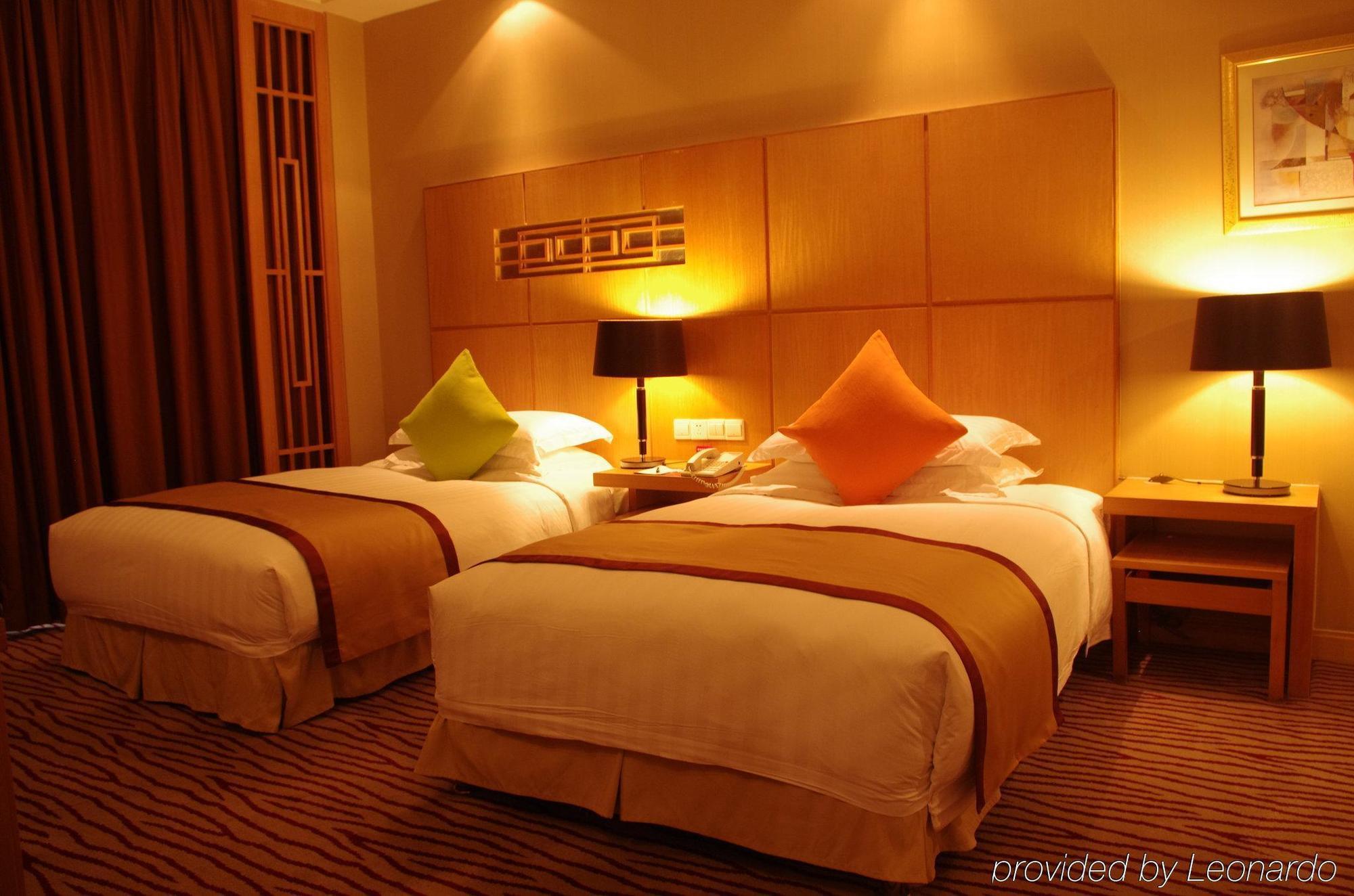 Crowne Plaza Zhanjiang Kang Yi, An Ihg Hotel Buitenkant foto