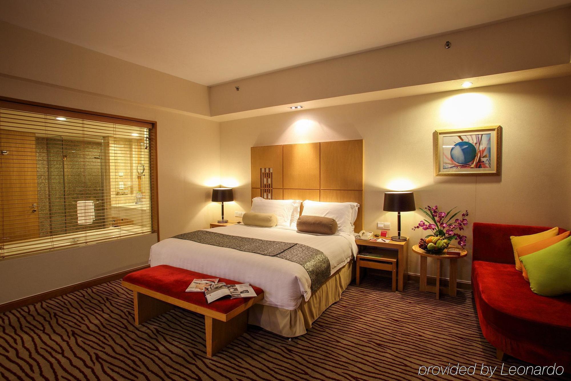 Crowne Plaza Zhanjiang Kang Yi, An Ihg Hotel Buitenkant foto