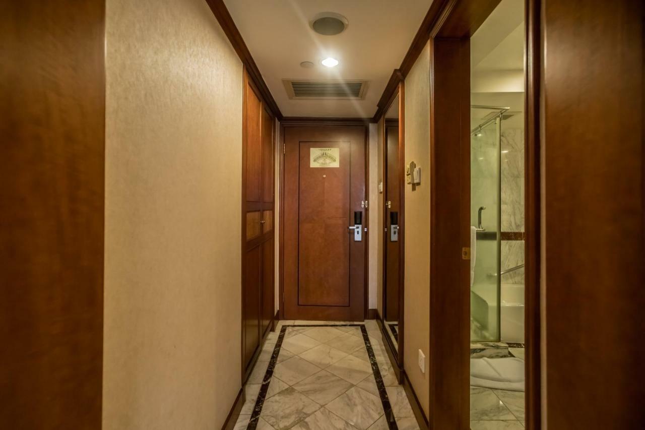 Crowne Plaza Zhanjiang Kang Yi, An Ihg Hotel Buitenkant foto