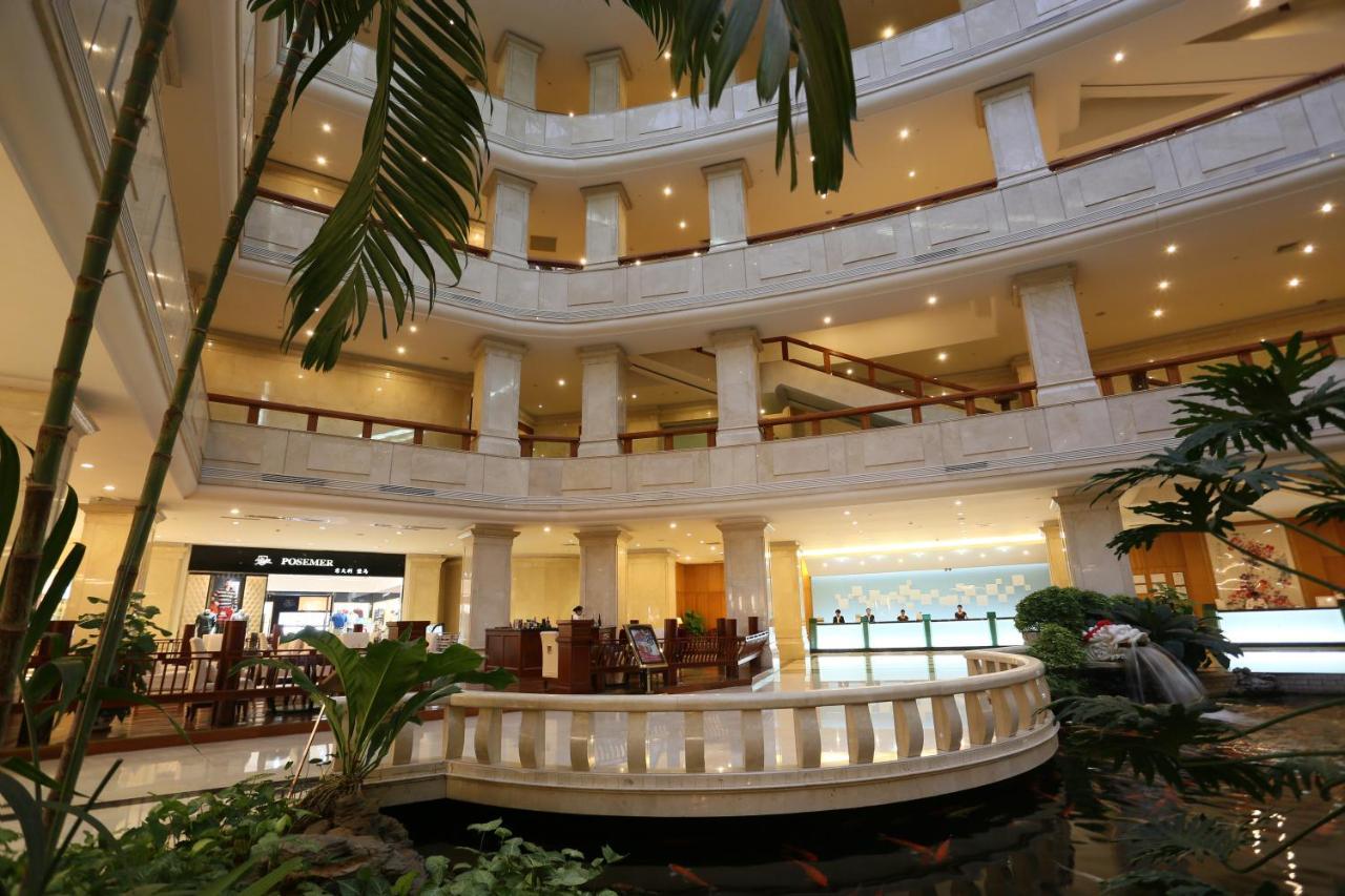 Crowne Plaza Zhanjiang Kang Yi, An Ihg Hotel Buitenkant foto