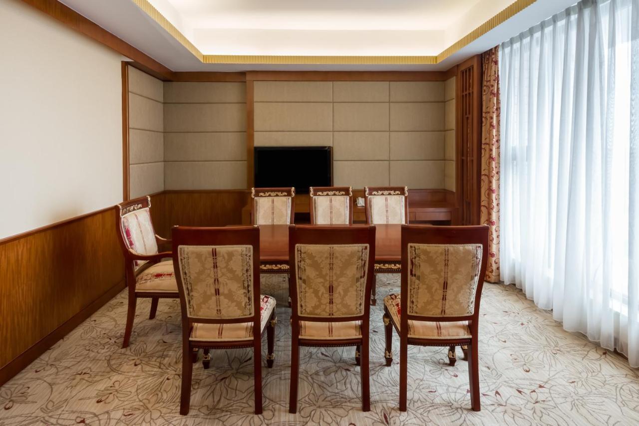 Crowne Plaza Zhanjiang Kang Yi, An Ihg Hotel Buitenkant foto